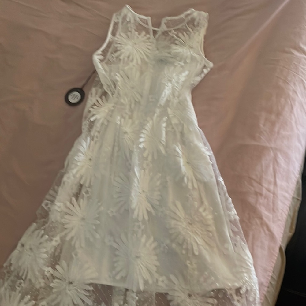 Eva Franco Dress White, Size 6 NWT